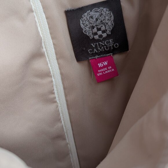 Lace Dress with Lining and Pockets Women's size 16W - Picture 3 of 5